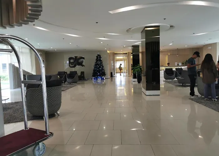 Liam's Pad At Grace Residences Apartment